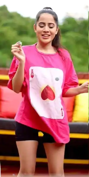 Urfi Video Urfi Javed Now Wears Stone Dress Inspired By Trolls