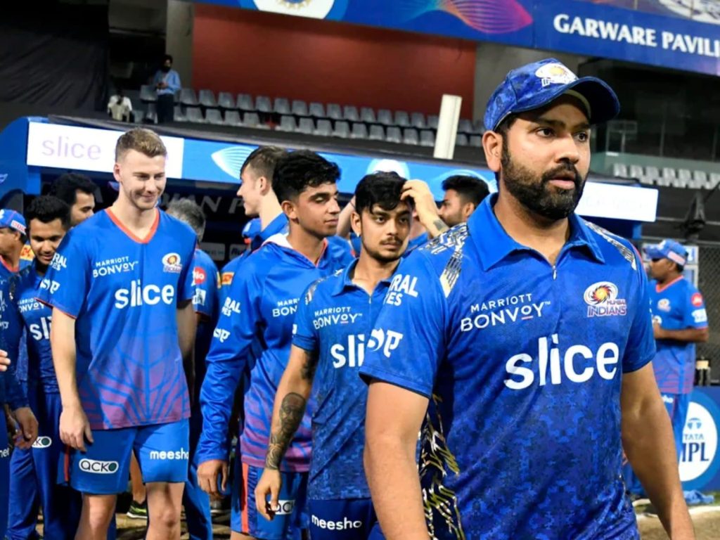 Ipl 2022 Mumbai Indians Made A Big Change Replaced Suryakumar Yadav With This Young Player In The Team