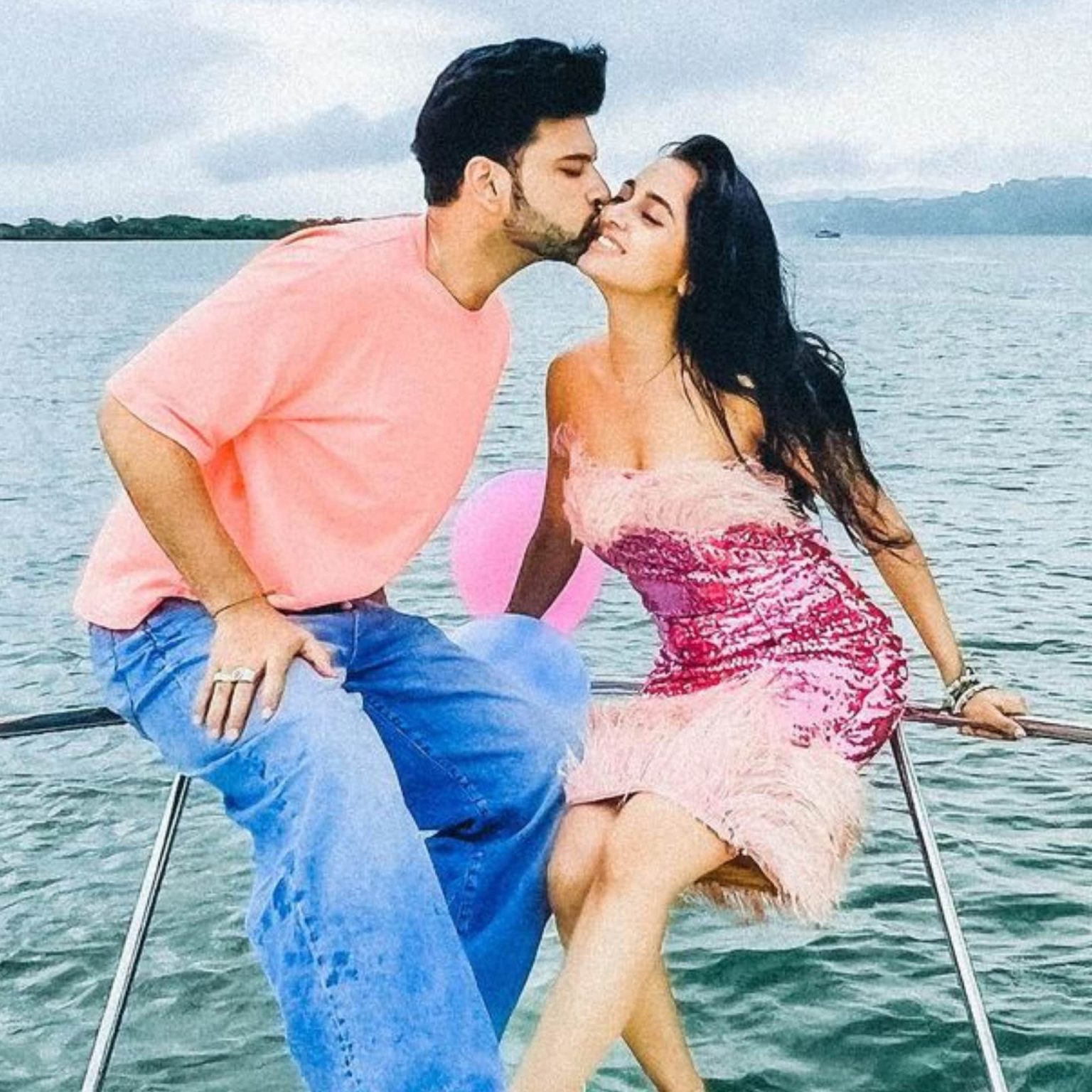 Money Heist These Actors Including Anil Kapoor Hardik Pandya Appeared In The Indian Version Of Bella Ciao In Jaldi Aao