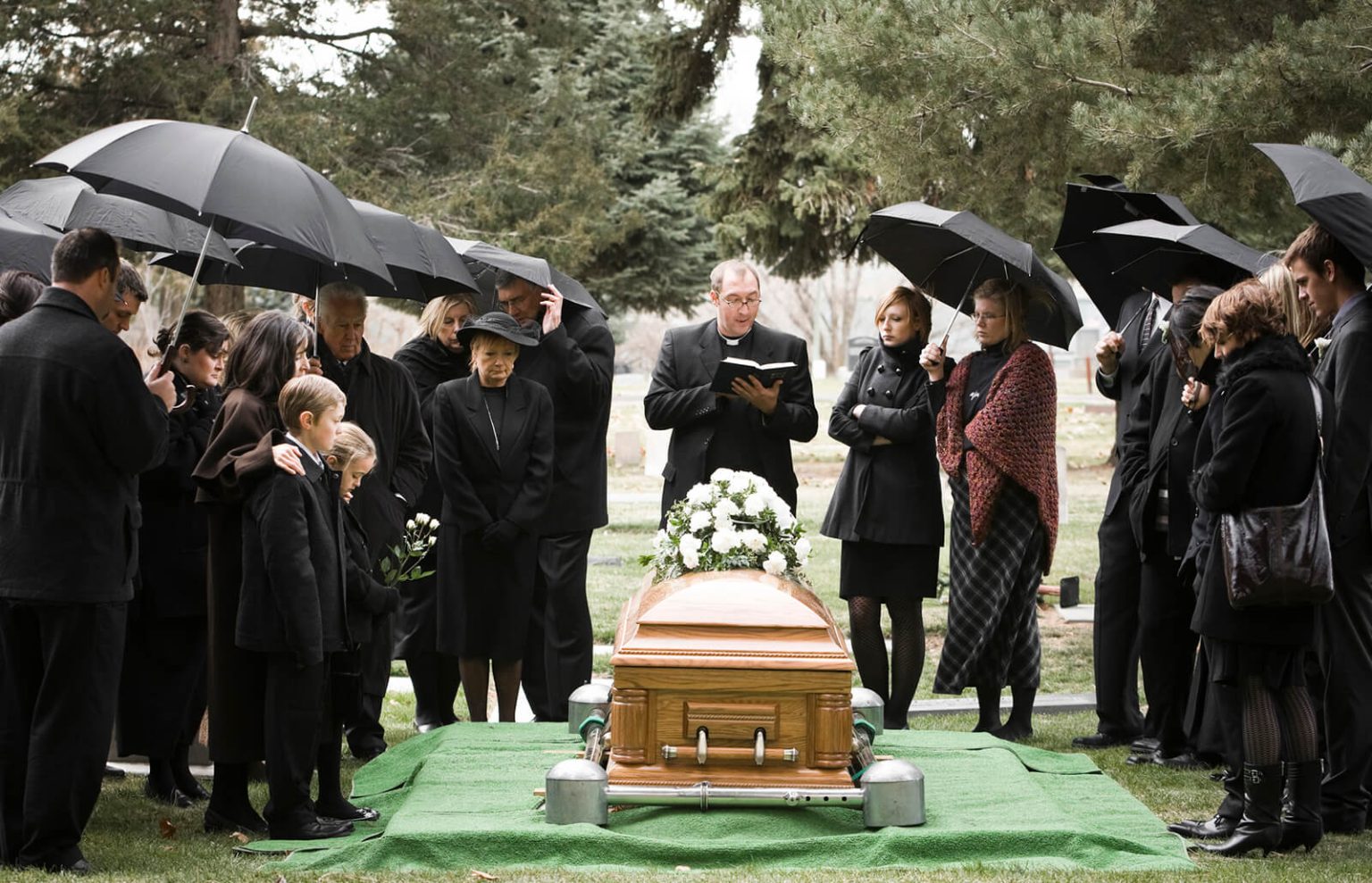 Exploring Funeral Casket Styles: From Contemporary To Religious Inspirations